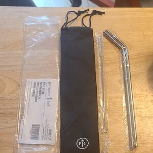 Pampered Chef Silver Straw Set with Black Bag